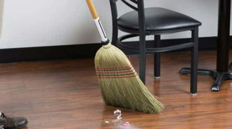 Nằm mơ thấy quét nhà đánh số đề con gì? Giải mã giấc mơ quét nhà